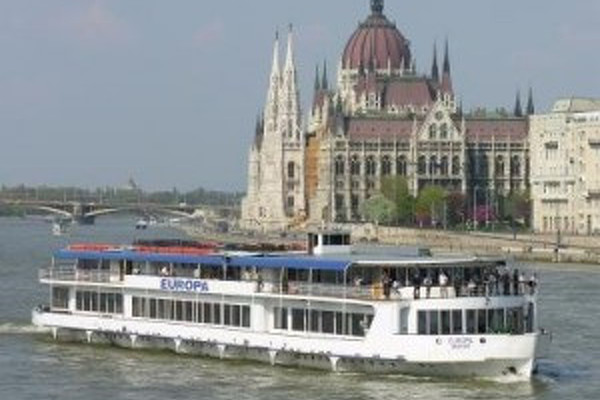 Ostřihom, Budapešť s plavbou po Dunaji