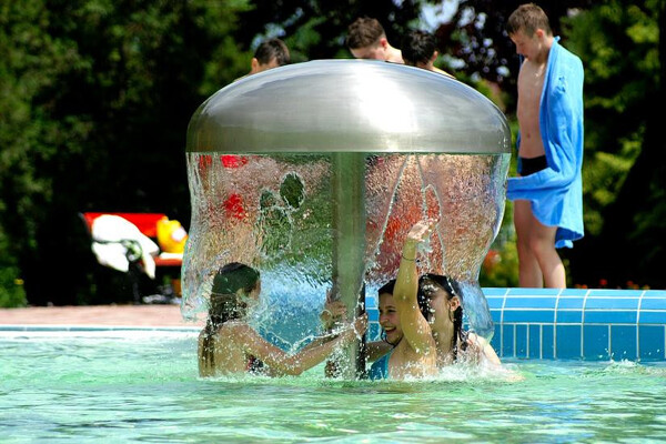 Adventní Györ a Bratislava s koupáním v termálech Velký Meder