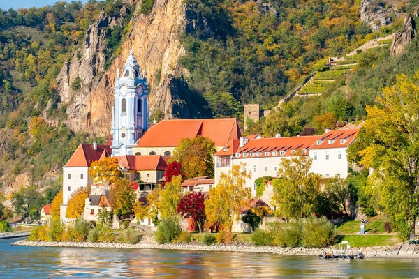 Wachau - romantika v údolí Dunaje