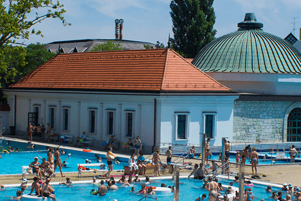 EGER, HUNGUEST HOTEL FLÓRA****