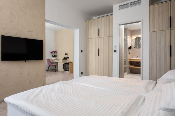 EGER, HUNGUEST HOTEL FLÓRA****