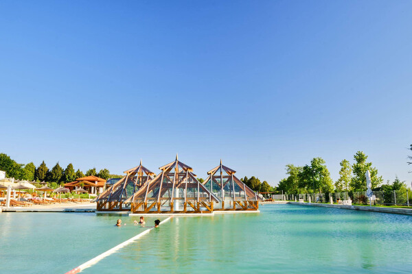 EGER, HUNGUEST HOTEL FLÓRA****