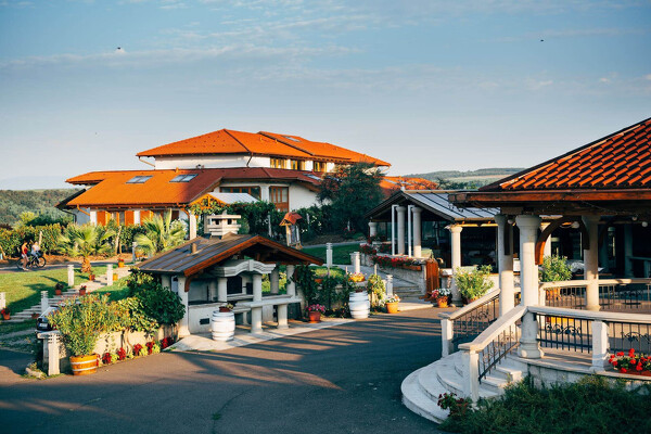 EGER, HUNGUEST HOTEL FLÓRA****