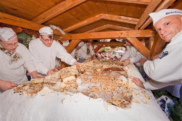 Adventní Praha a Drážďany