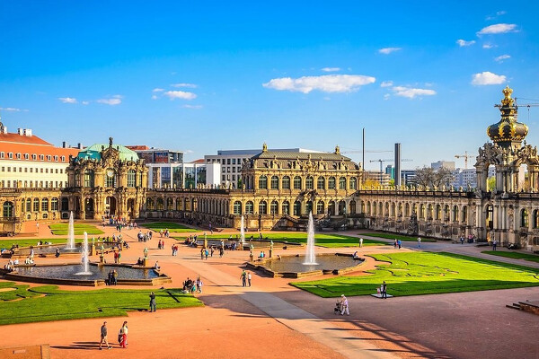 Českosaské Švýcarsko, Drážďany